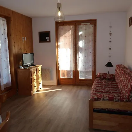 Familial 3 Pieces Pour 8 Personnes, Terrasse Et Parking, Centre De - Fr-1-263-455 * Valloire